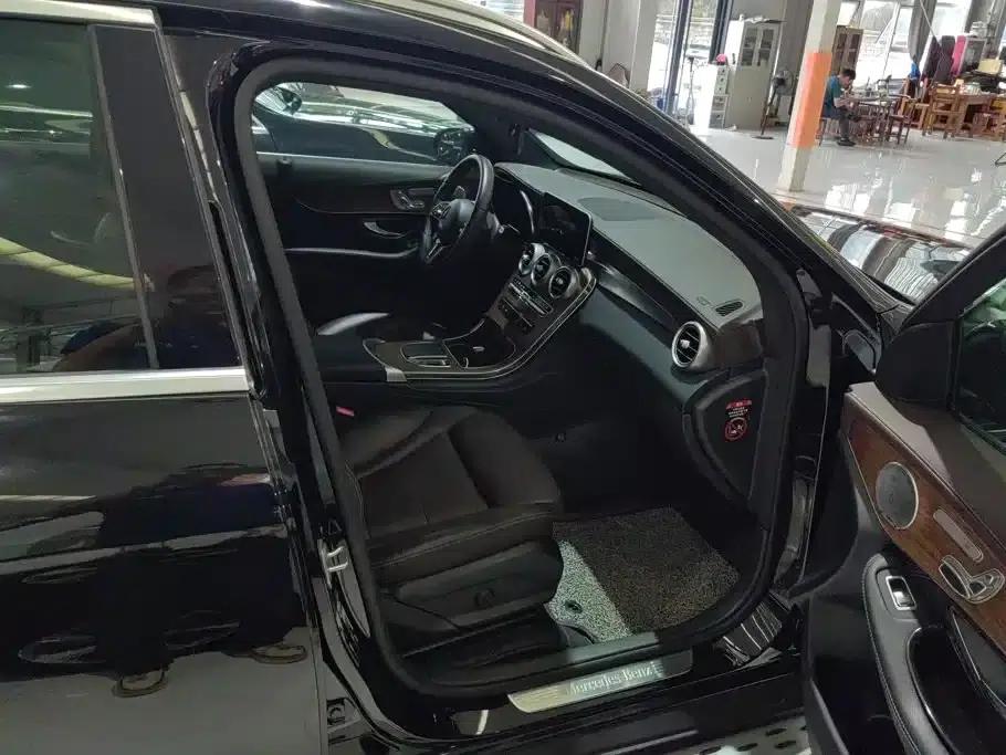 2020 Mercedes-Benz GLC 300 L 4MATIC Luxury — миниатюра 8