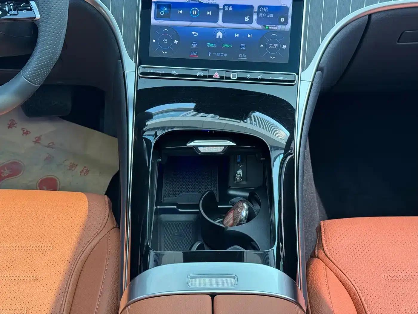 2023 Mercedes-Benz GLC Facelift: GLC 300 L 4MATIC Dynamic 5-Seater — миниатюра 15