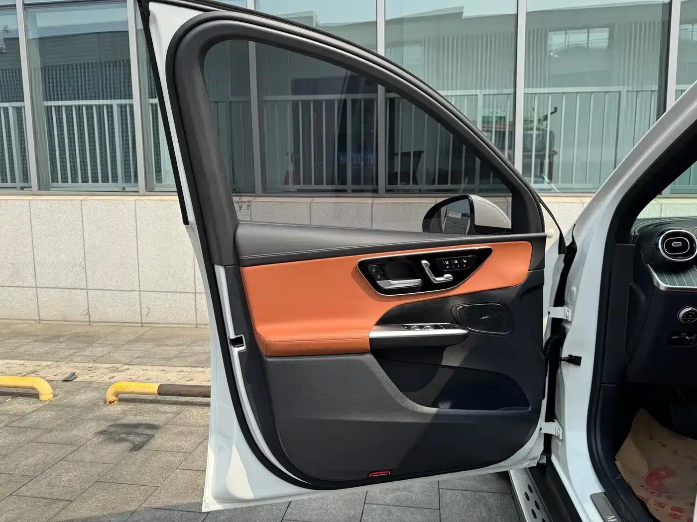 2023 Mercedes-Benz GLC Facelift: GLC 300 L 4MATIC Dynamic 5-Seater — миниатюра 8