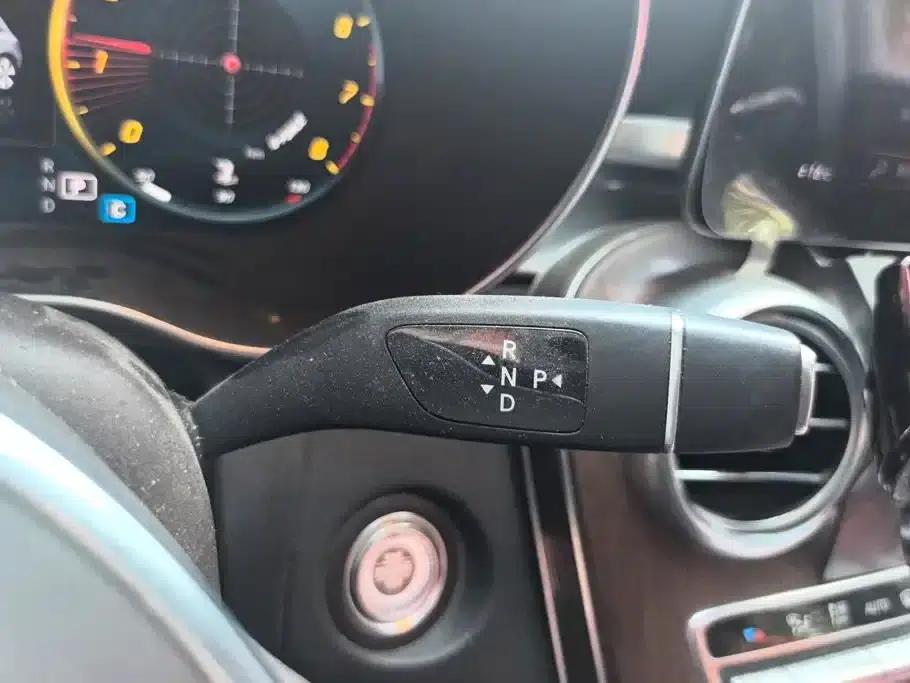 2021 Mercedes-Benz GLC 300 L 4MATIC Dynamic — миниатюра 16