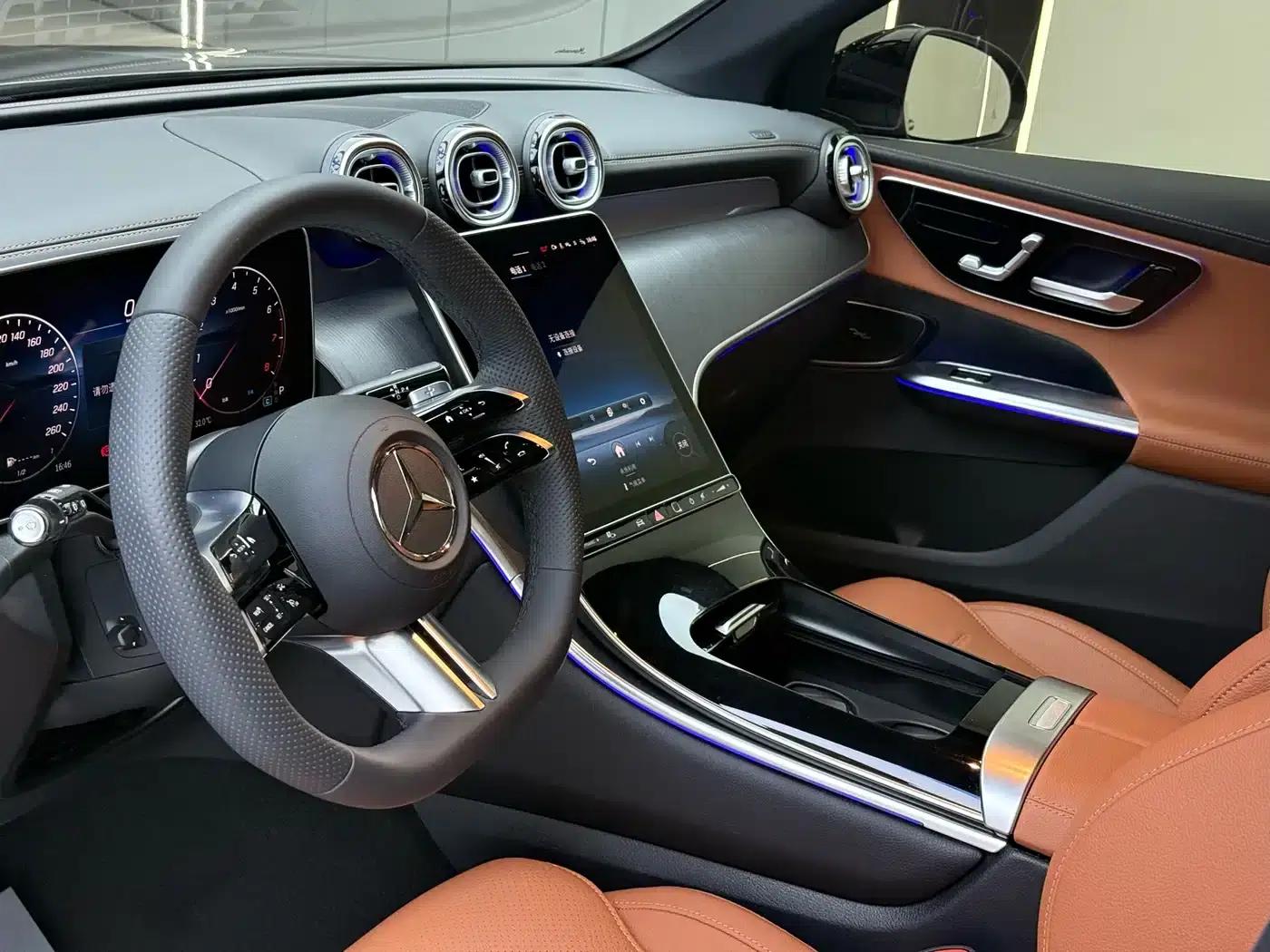 Mercedes-Benz GLC 2025 GLC 260 L 4MATIC Luxury — миниатюра 5