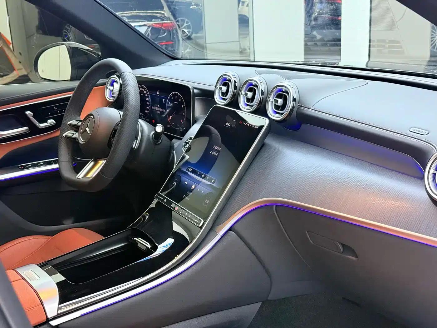 Mercedes-Benz GLC 2025 GLC 260 L 4MATIC Luxury — миниатюра 6