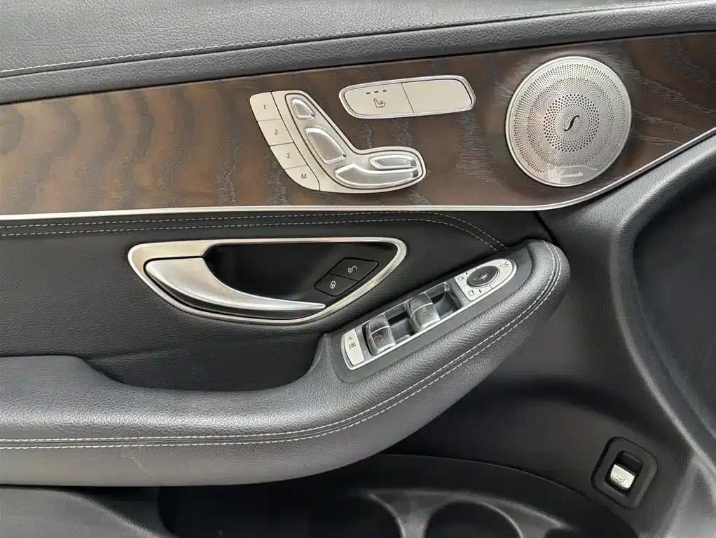 2018 Mercedes-Benz GLC Facelift: GLC 300 4MATIC Dynamic — миниатюра 12