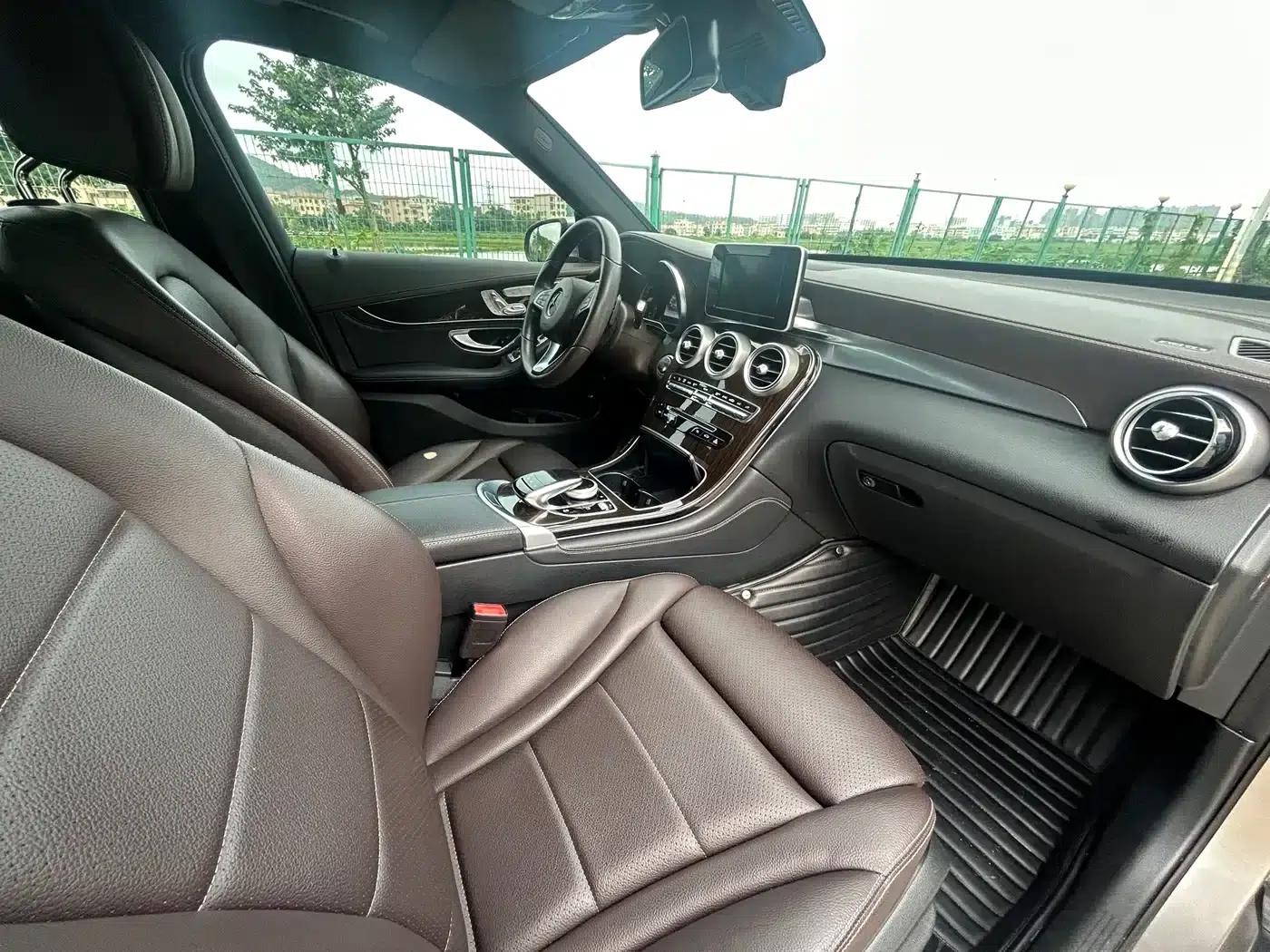 2019 Mercedes-Benz GLC 260 4MATIC Dynamic — миниатюра 11