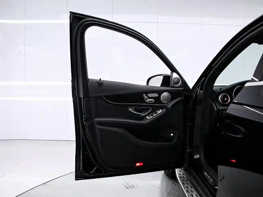 2017 Mercedes-Benz GLC 260 4MATIC Luxury — миниатюра 11