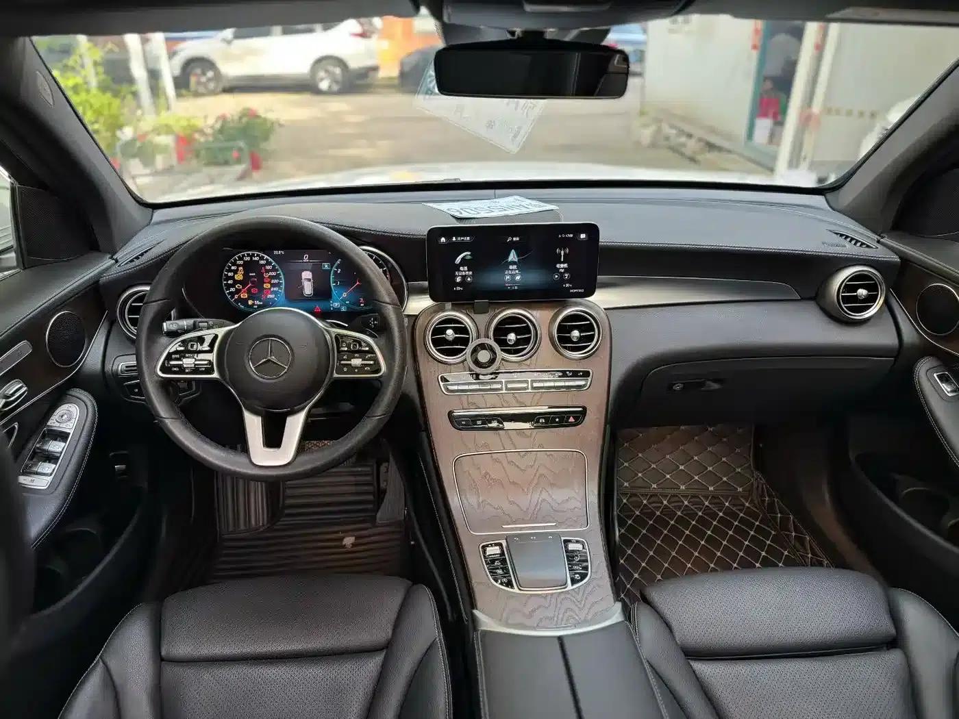 2020 Mercedes-Benz GLC Facelift: GLC 300 L 4MATIC Dynamic — миниатюра 7