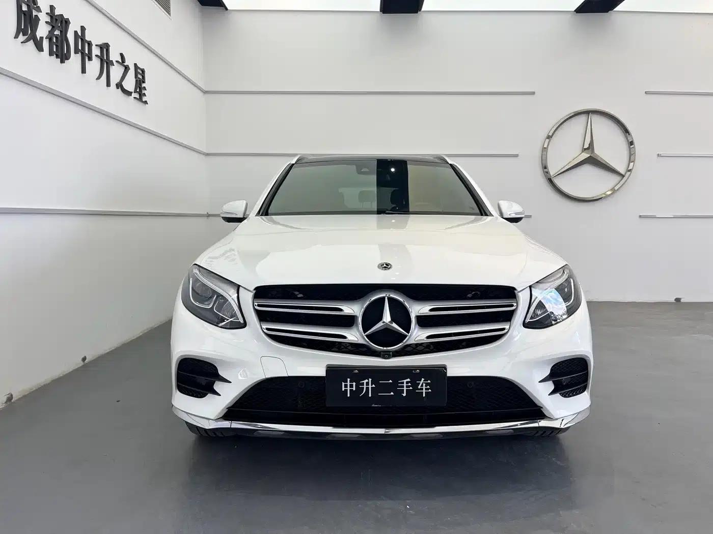Mercedes-Benz GLC 2019 GLC 260 4MATIC Luxury — миниатюра 2