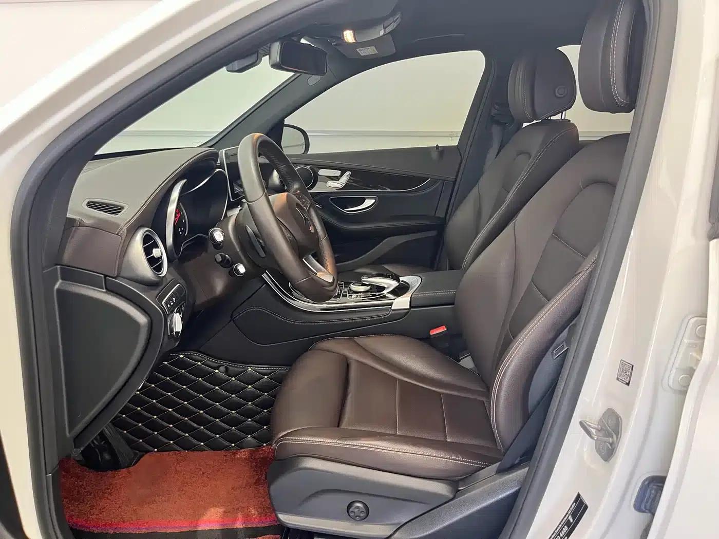 Mercedes-Benz GLC 2019 GLC 260 4MATIC Luxury — миниатюра 12