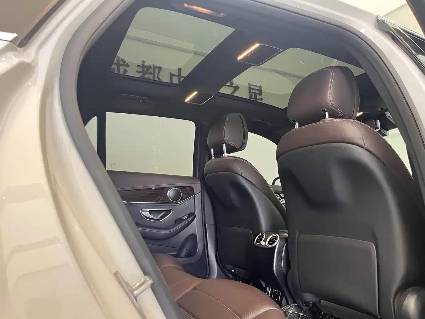 Mercedes-Benz GLC 2019 GLC 260 4MATIC Luxury — миниатюра 17
