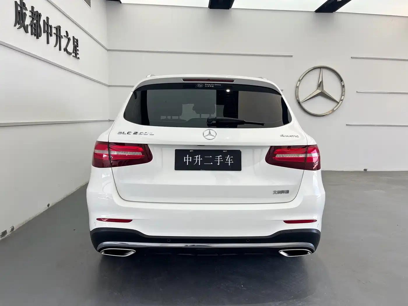 Mercedes-Benz GLC 2019 GLC 260 4MATIC Luxury — миниатюра 4