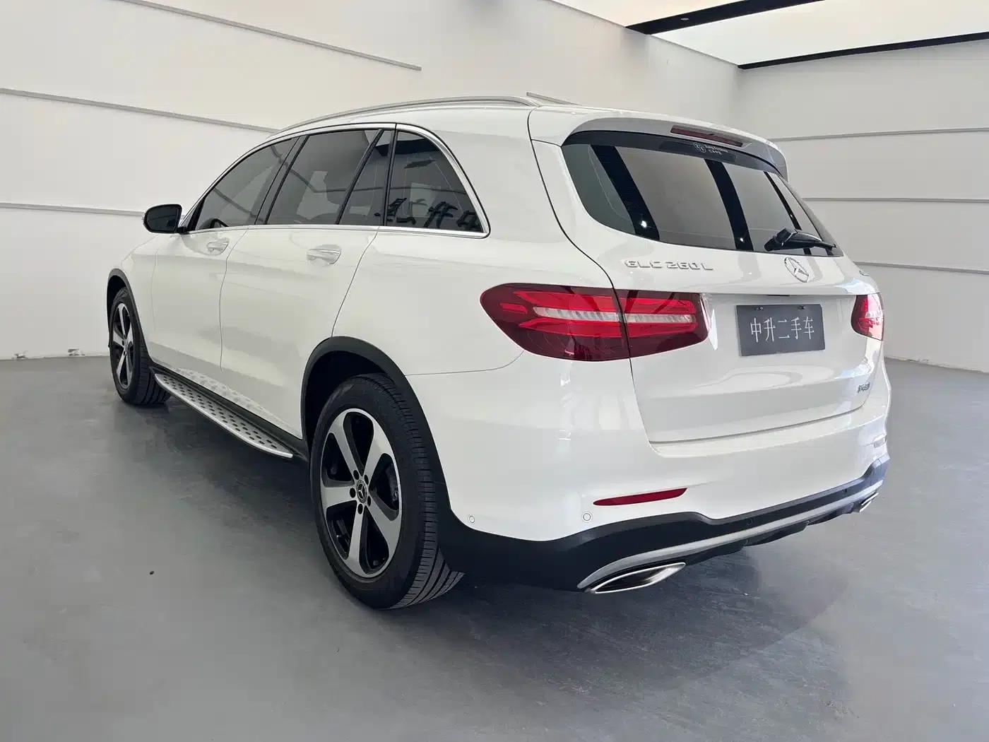 Mercedes-Benz GLC 2019 GLC 260 4MATIC Luxury — миниатюра 5