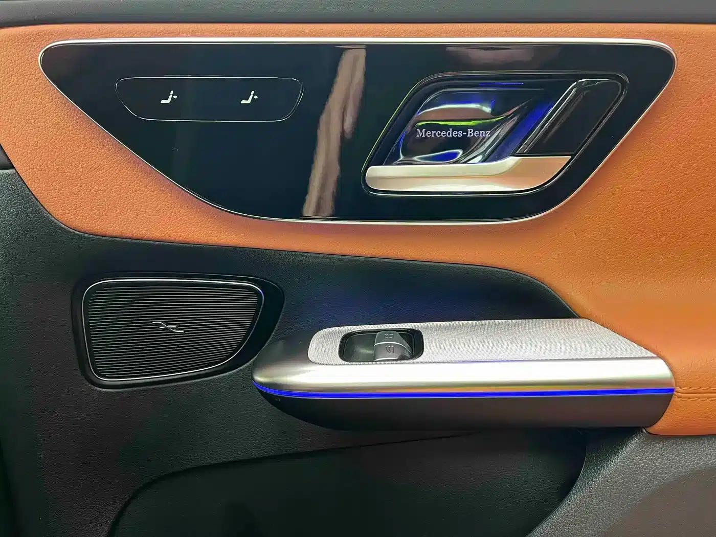2025 Mercedes-Benz GLC 300 L 4MATIC Dynamic 5-seater — миниатюра 13