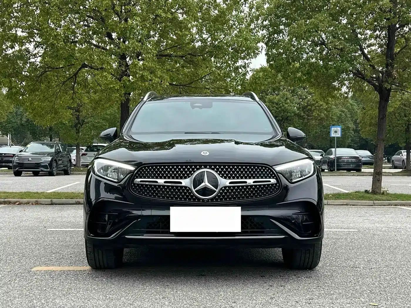 2025 Mercedes-Benz GLC 300 L 4MATIC Dynamic 5-seater — миниатюра 3