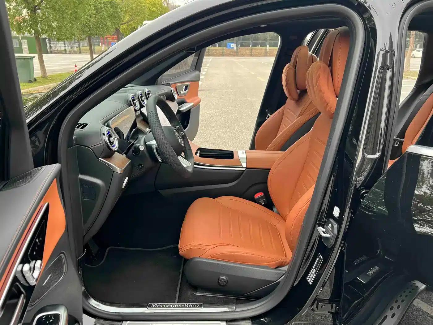 2025 Mercedes-Benz GLC 300 L 4MATIC Dynamic 5-seater — миниатюра 4