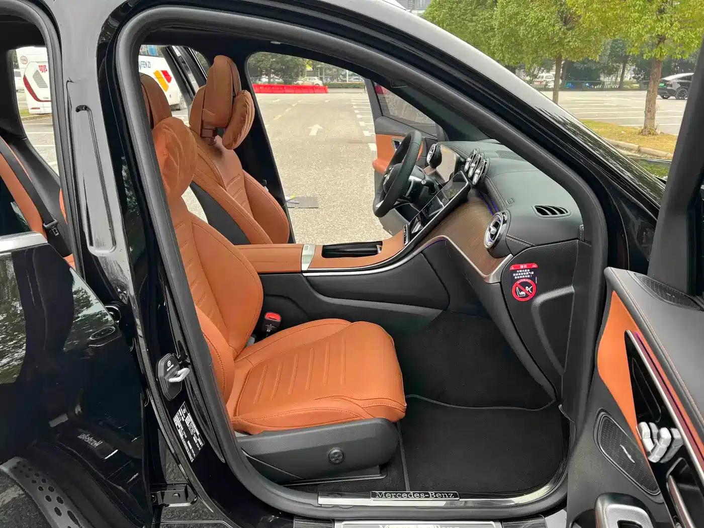 2025 Mercedes-Benz GLC 300 L 4MATIC Dynamic 5-seater — миниатюра 6