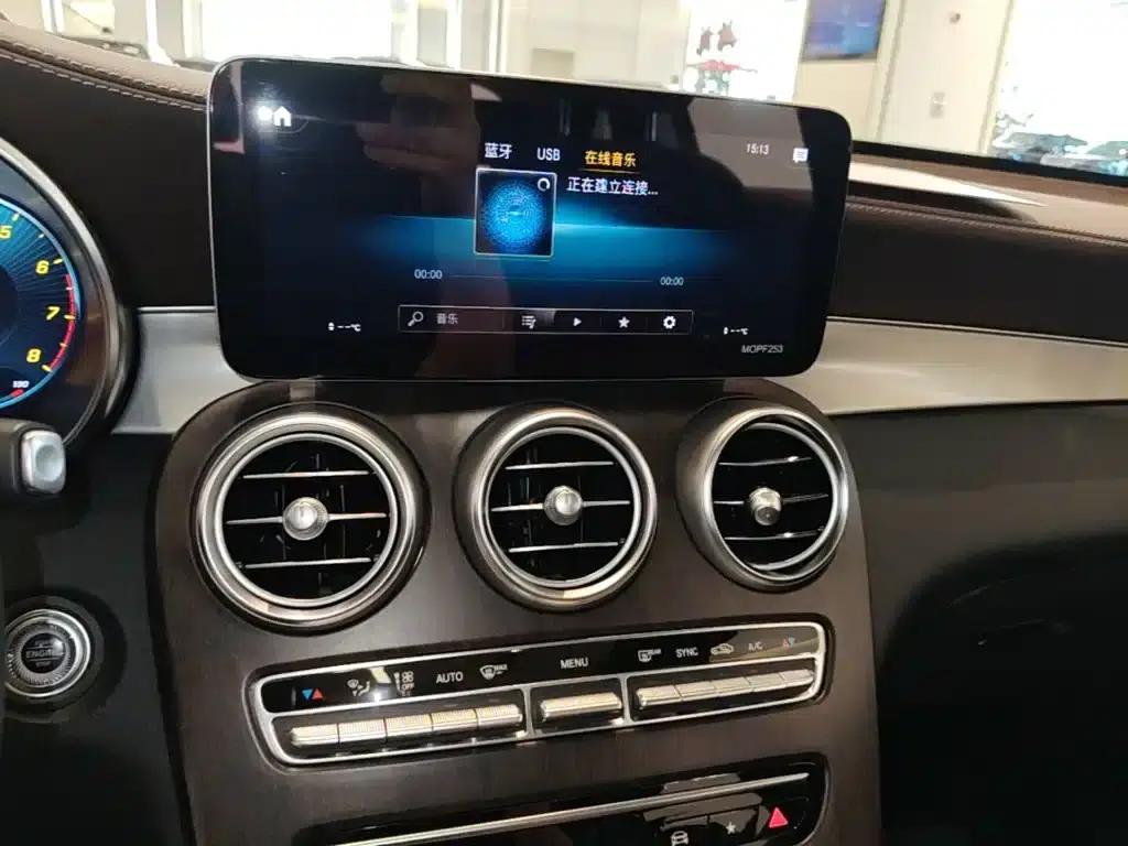 2021 Mercedes-Benz GLC 260 L 4MATIC Dynamic — миниатюра 20