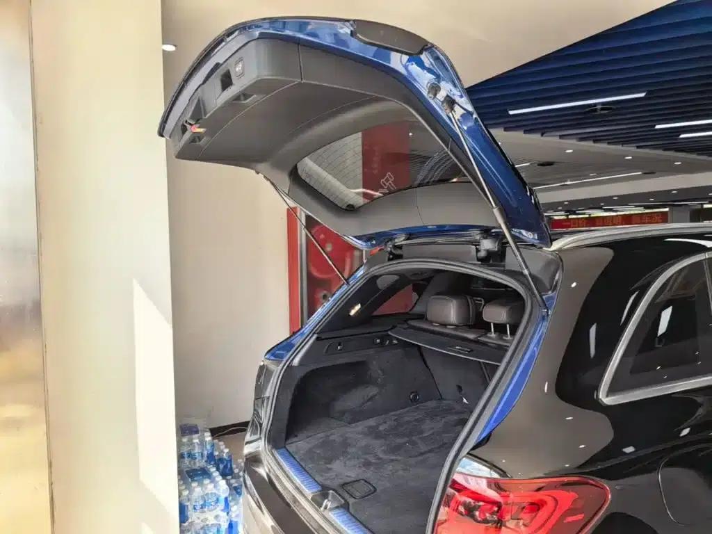 2021 Mercedes-Benz GLC 260 L 4MATIC Dynamic — миниатюра 19