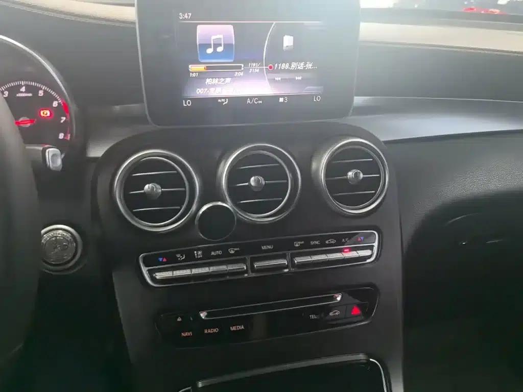 2019 Mercedes-Benz GLC Facelift: GLC 260 L 4MATIC Luxury — миниатюра 13
