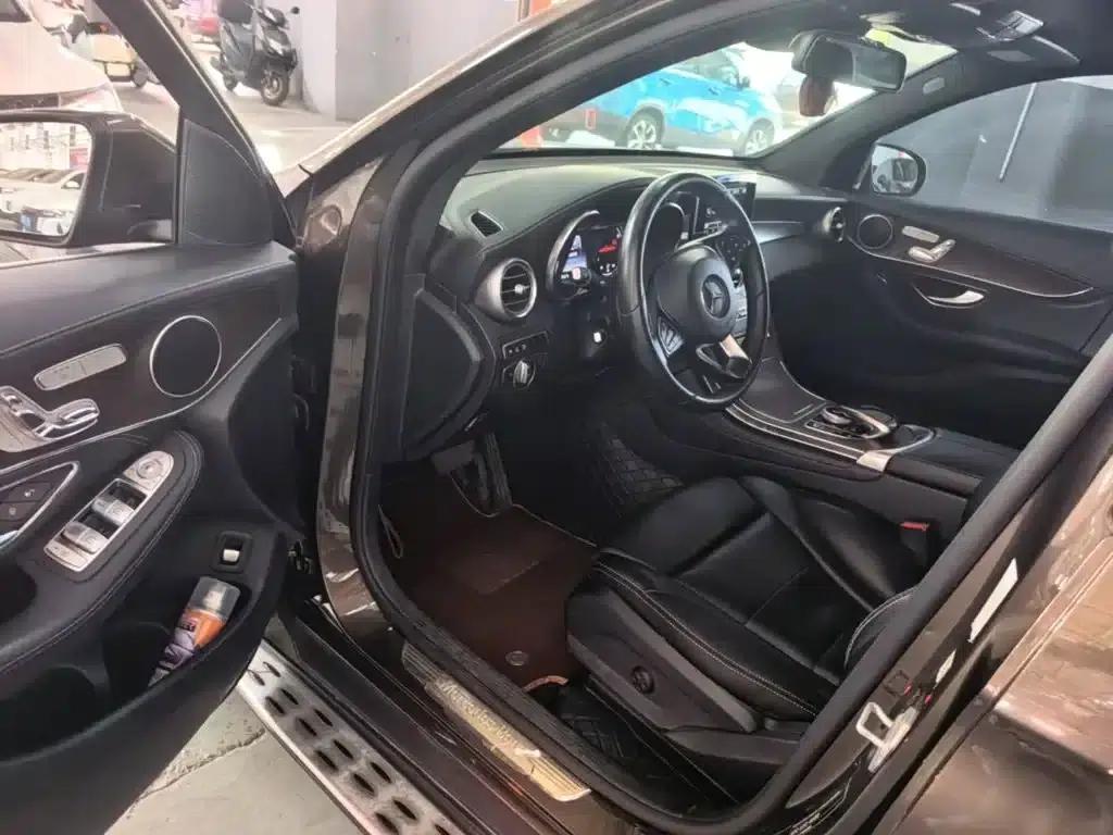 2016 Mercedes-Benz GLC 300 4MATIC Dynamic — миниатюра 16