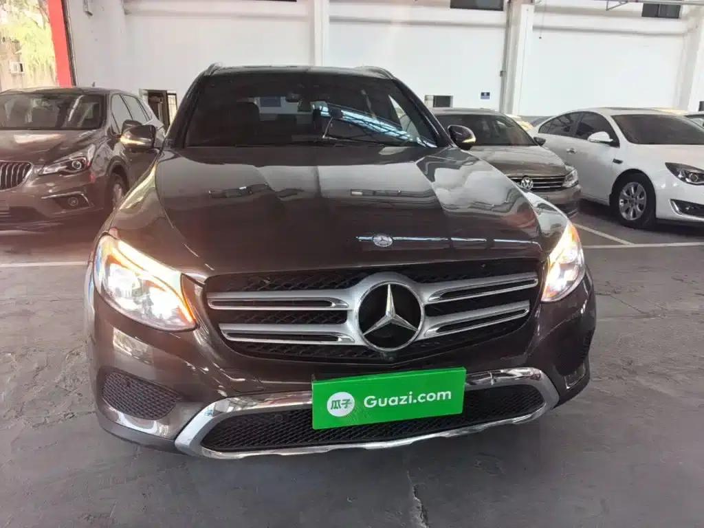 2016 Mercedes-Benz GLC 300 4MATIC Dynamic — миниатюра 3