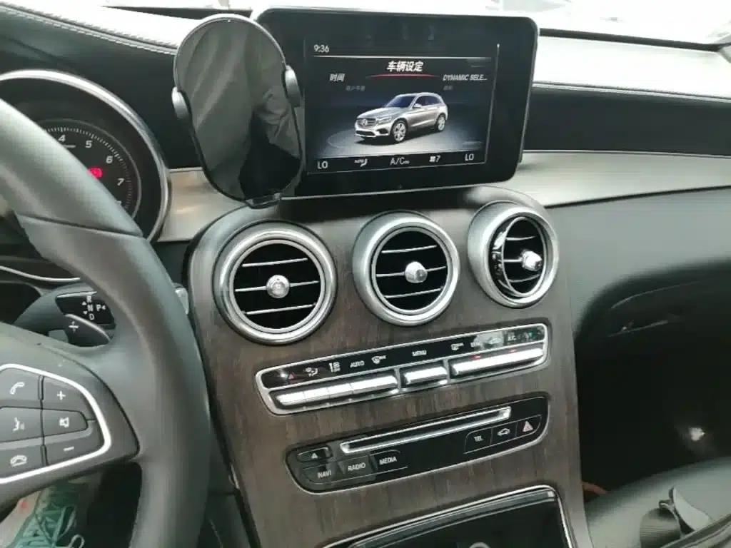 2016 Mercedes-Benz GLC 200 4MATIC — миниатюра 13