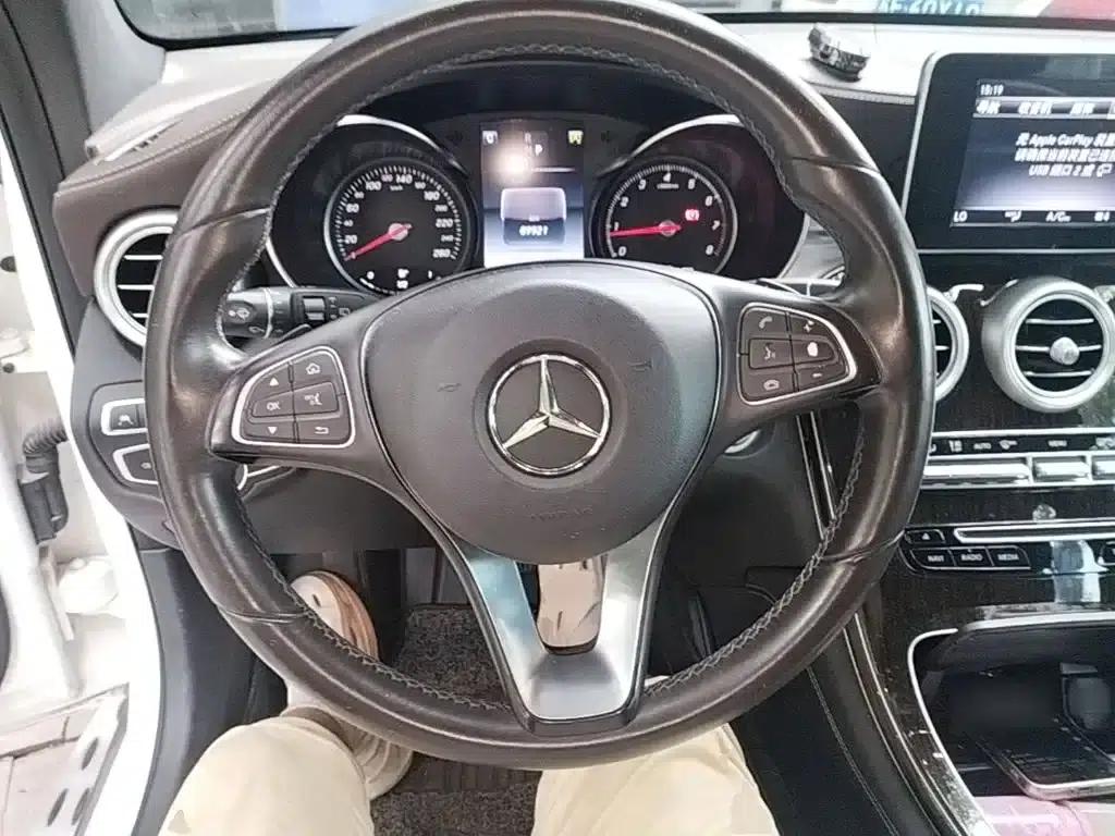 Mercedes-Benz GLC 2019 GLC 260 4MATIC Luxury — миниатюра 11