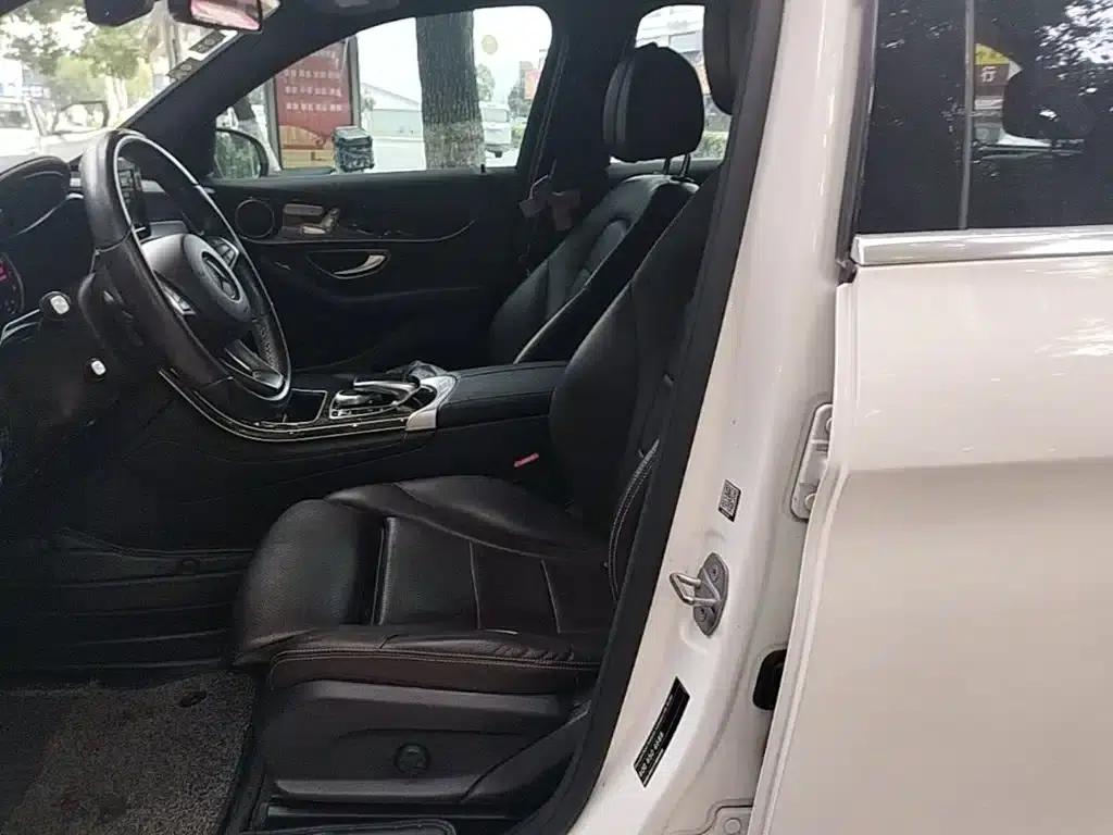 Mercedes-Benz GLC 2019 GLC 260 4MATIC Luxury — миниатюра 15