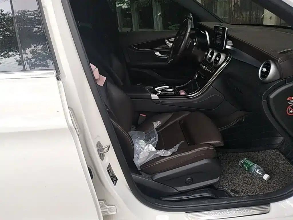 Mercedes-Benz GLC 2019 GLC 260 4MATIC Luxury — миниатюра 25