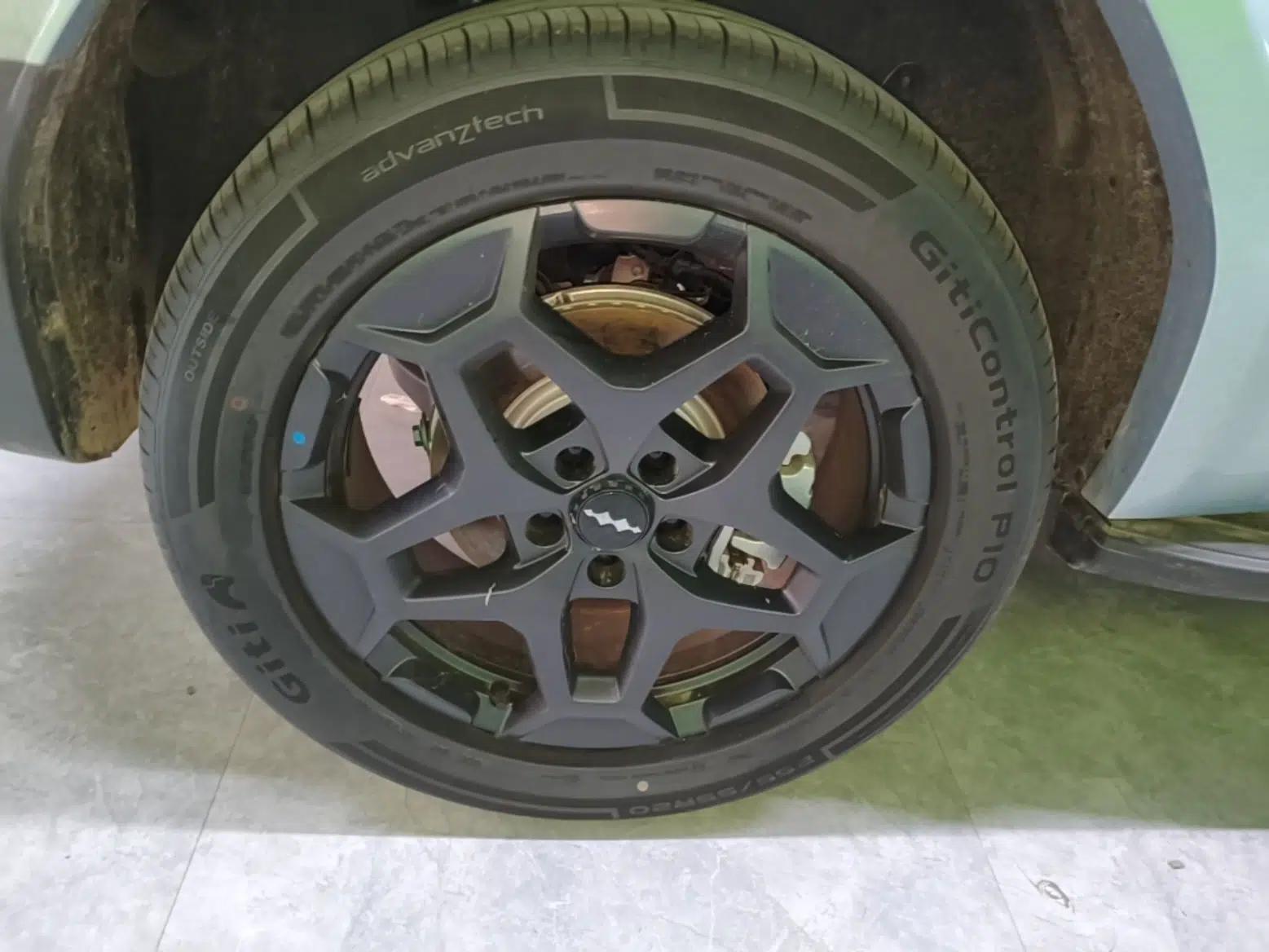 Formula Leopard Titanium 7 2025 Model 190 km Four-Wheel Drive Ultra Edition — миниатюра 11