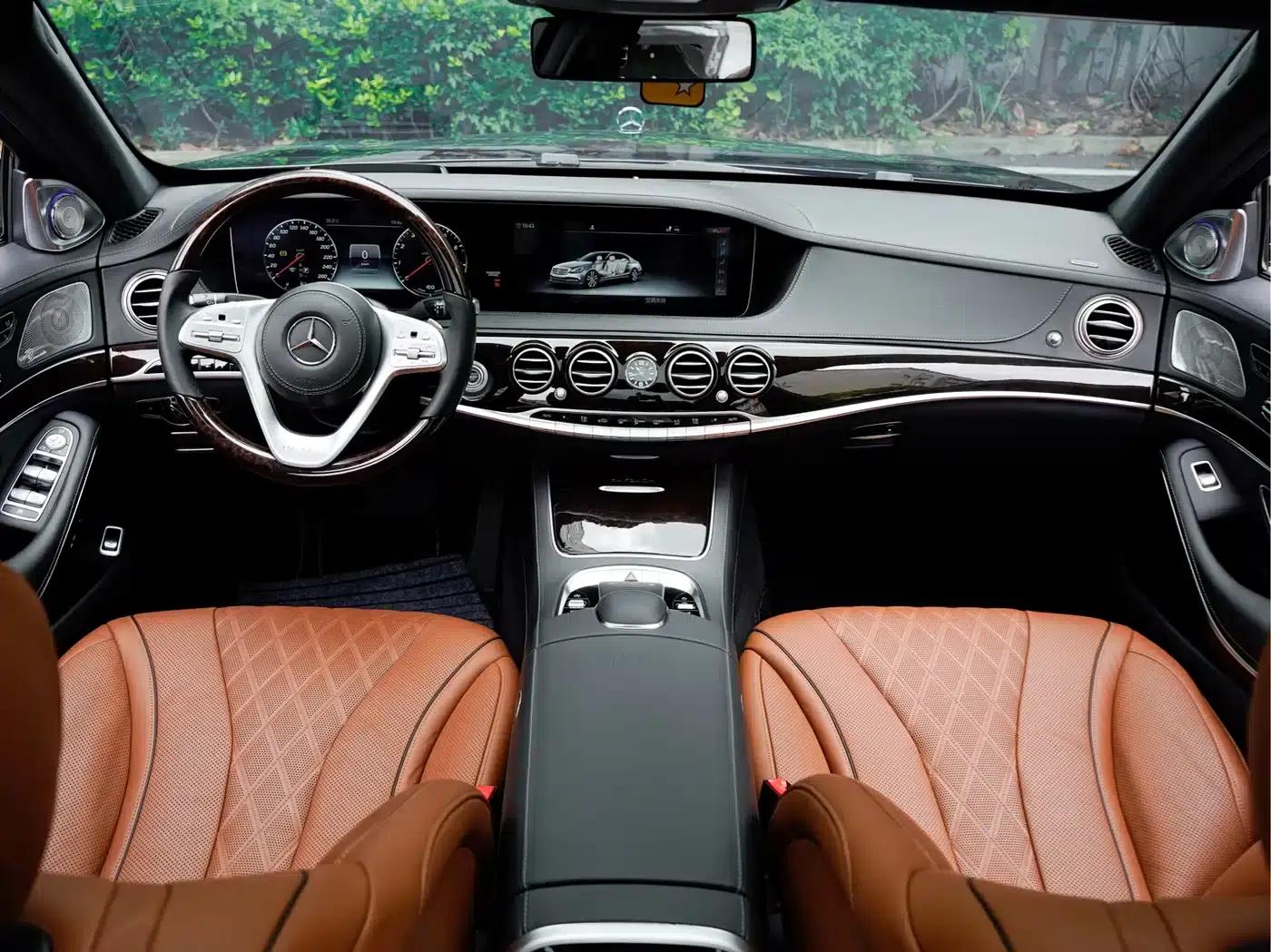 Maybach S-Class 2020 S 450 4MATIC Collector's Edition — миниатюра 12