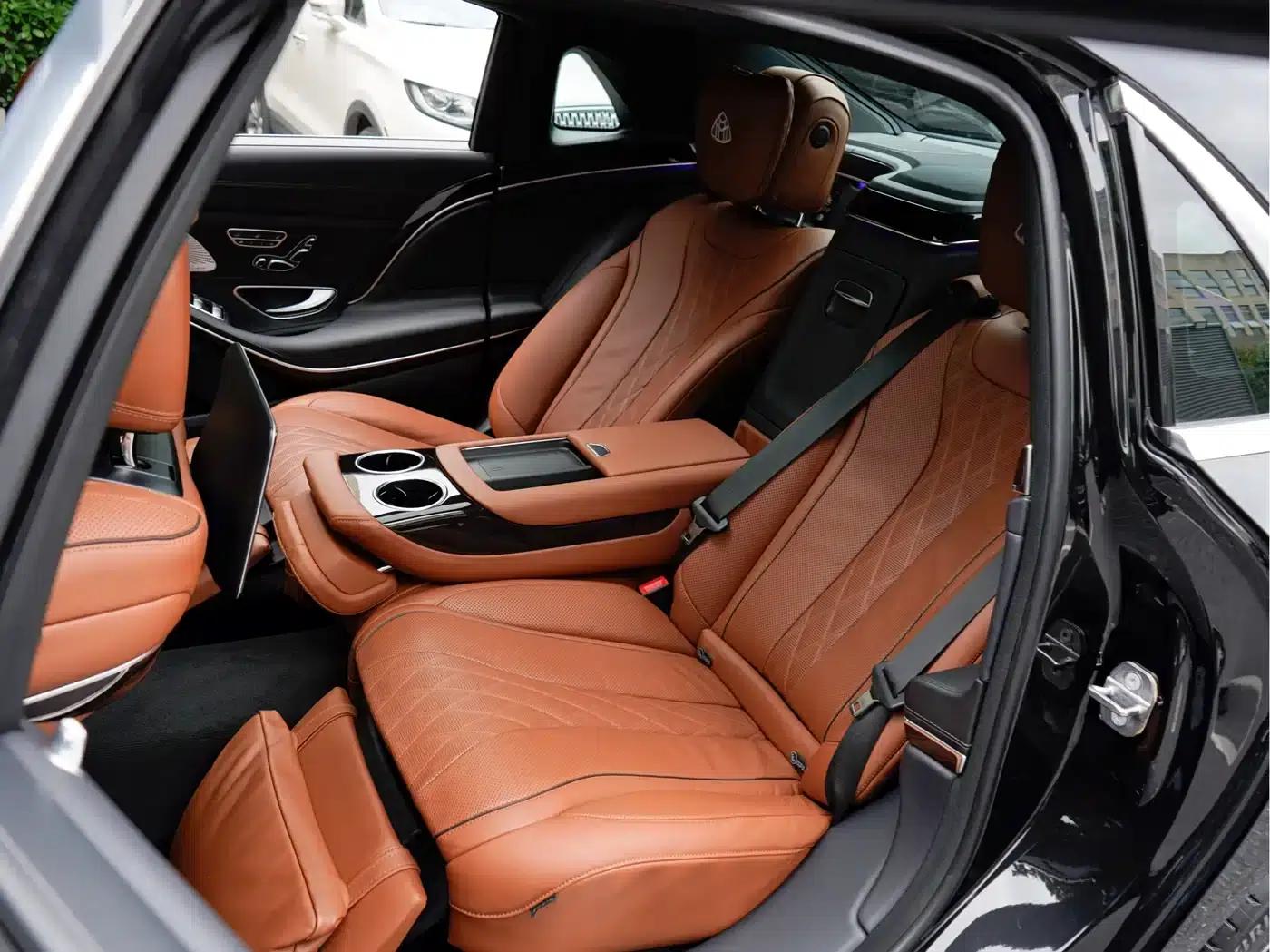 Maybach S-Class 2020 S 450 4MATIC Collector's Edition — миниатюра 20
