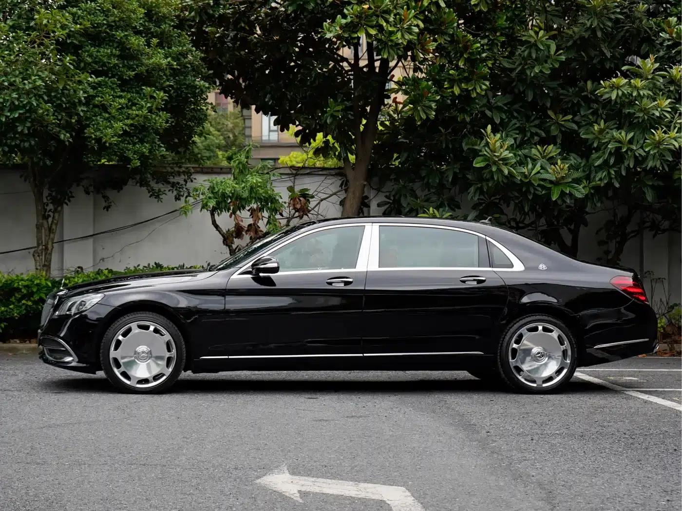 Maybach S-Class 2020 S 450 4MATIC Collector's Edition — миниатюра 3