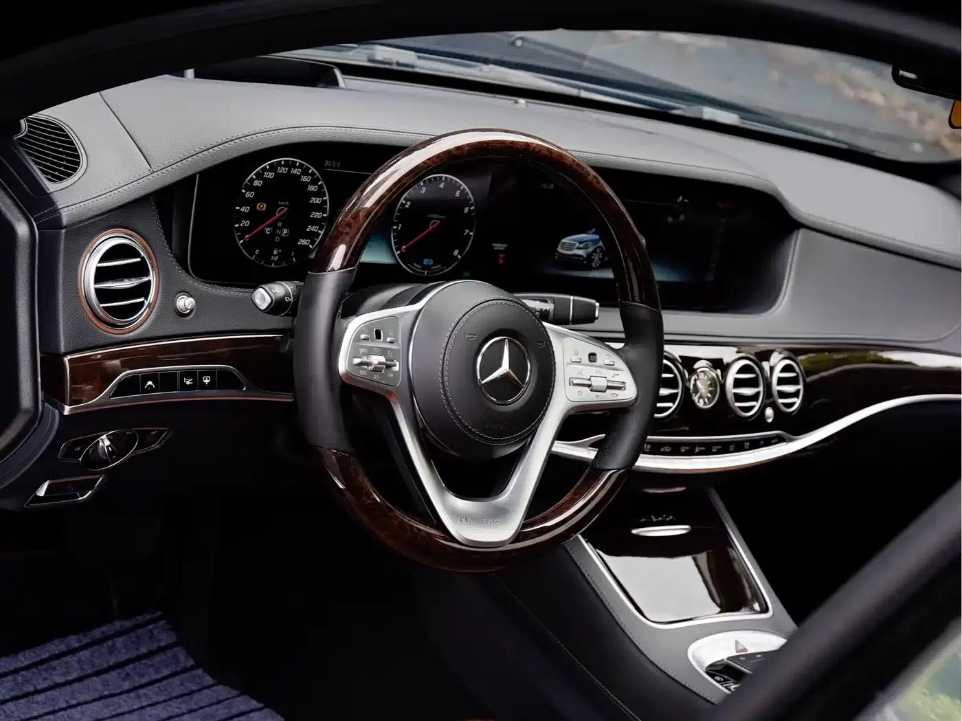 Maybach S-Class 2020 S 450 4MATIC Collector's Edition — миниатюра 9