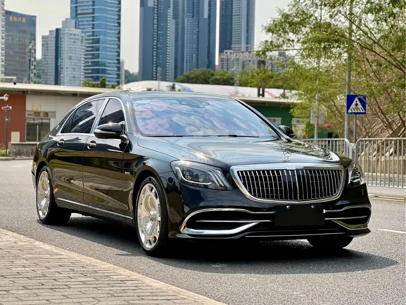 Maybach S-Class 2019 S 680 — миниатюра 2