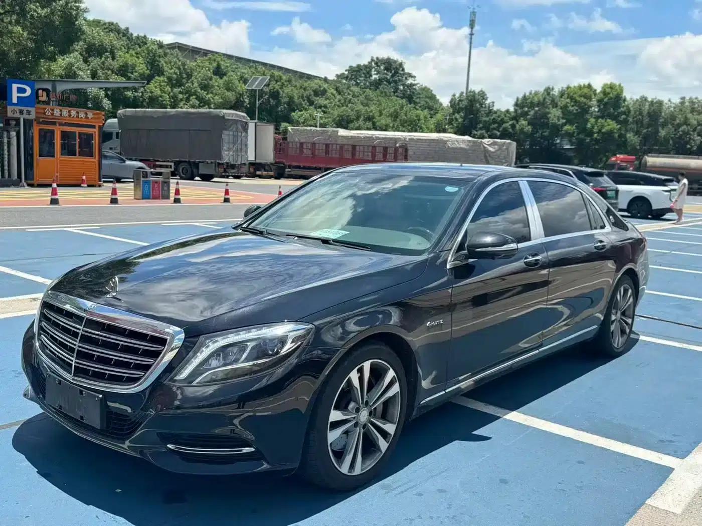 Maybach S-Class 2015 S 400 4MATIC — миниатюра 1