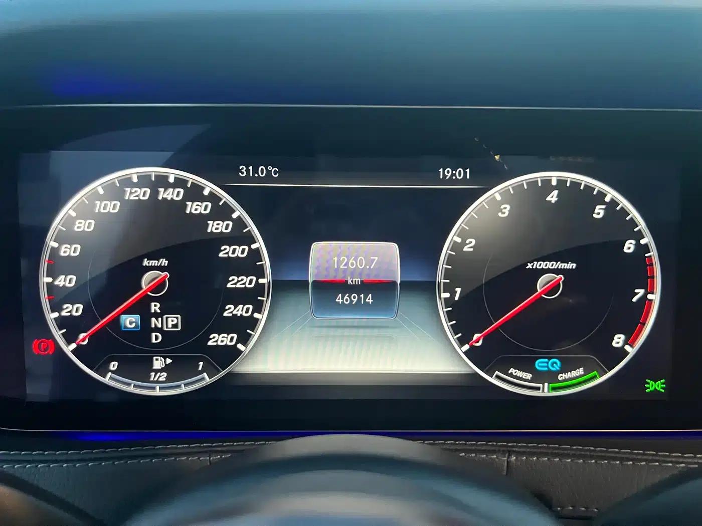 Maybach S-Class 2020 S 450 4MATIC Collector's Edition — миниатюра 17