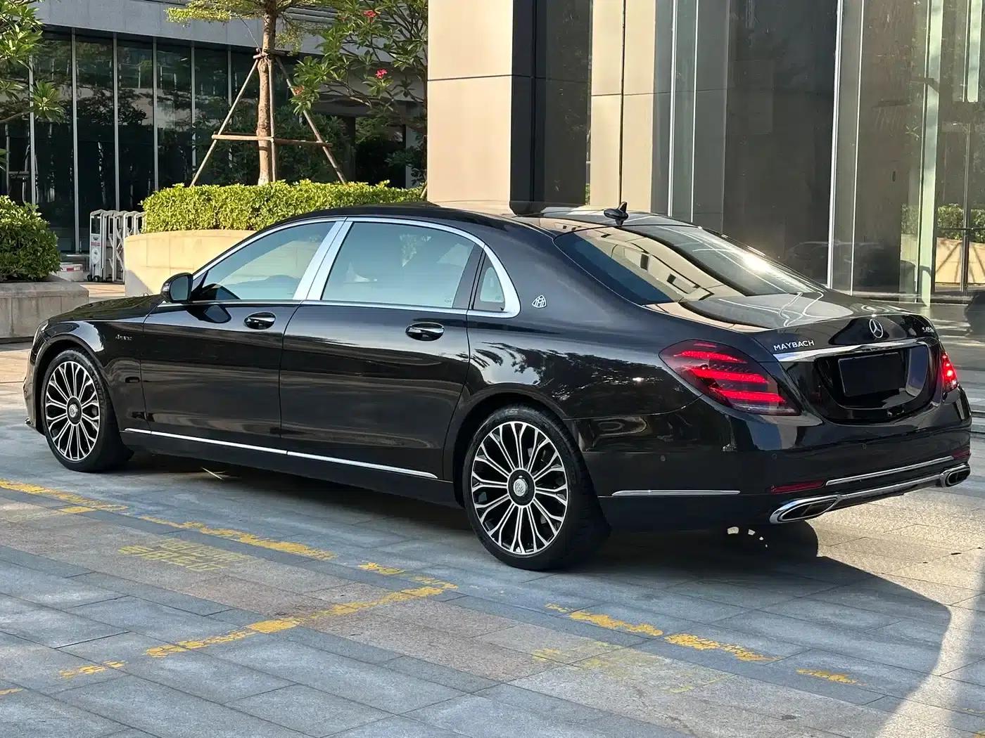 Maybach S-Class 2020 S 450 4MATIC Collector's Edition — миниатюра 14