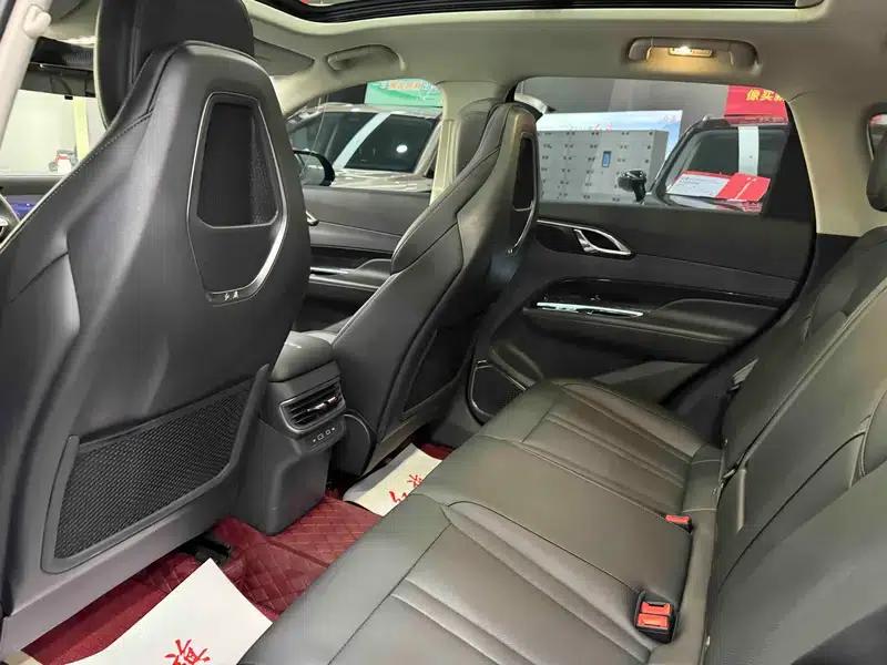 Hongqi HS3 PHEV 2024 Model, 115km/h Performance Edition — миниатюра 10