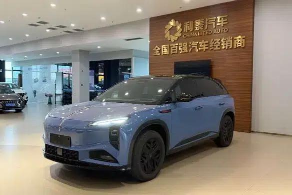 Hongqi Tiangong 08 2025 730 Rear-Wheel Drive Smart Selection Edition — миниатюра 1