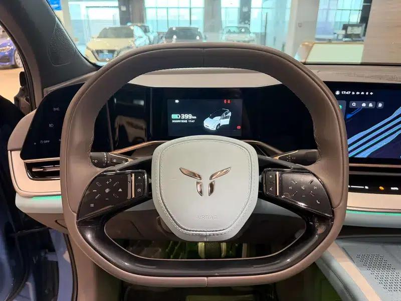Hongqi Tiangong 08 2025 730 Rear-Wheel Drive Smart Selection Edition — миниатюра 18