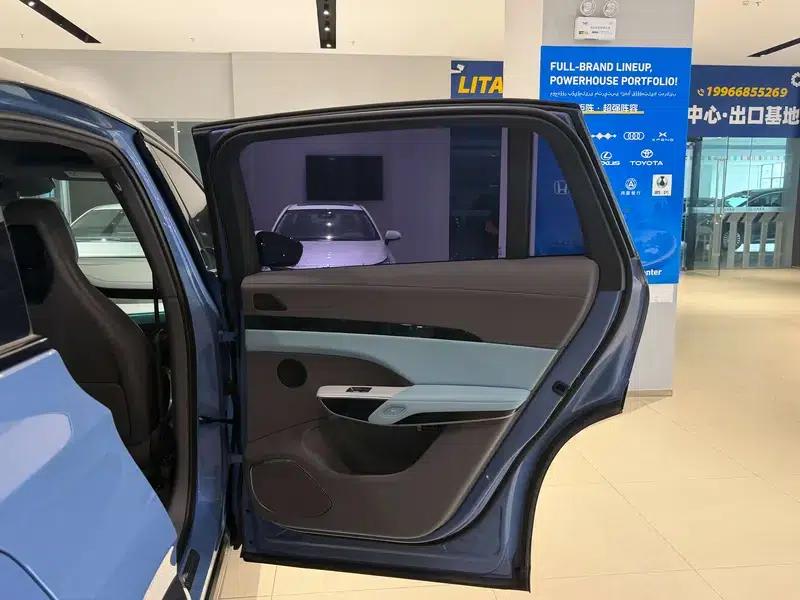 Hongqi Tiangong 08 2025 730 Rear-Wheel Drive Smart Selection Edition — миниатюра 27