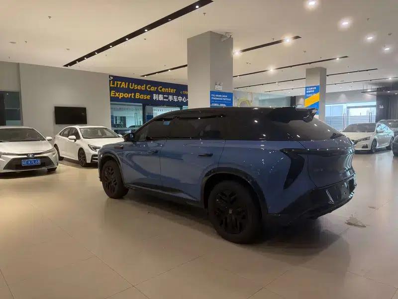 Hongqi Tiangong 08 2025 730 Rear-Wheel Drive Smart Selection Edition — миниатюра 5