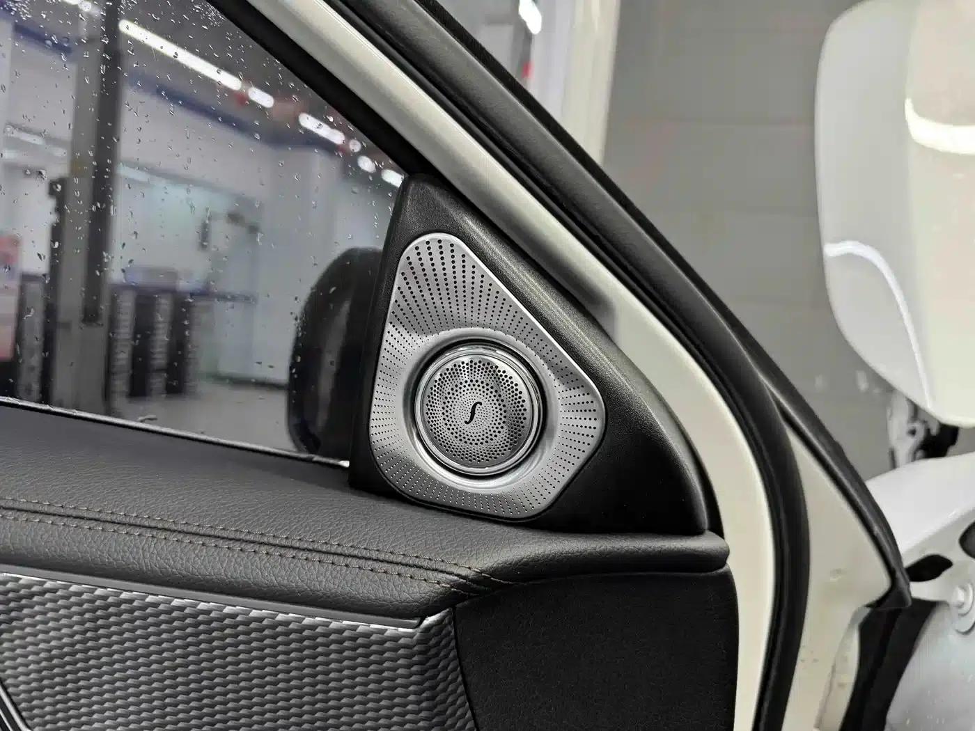 Mercedes-Benz A-Class 2020 Facelift A 200 L Sport Sedan Fashion Model — миниатюра 4
