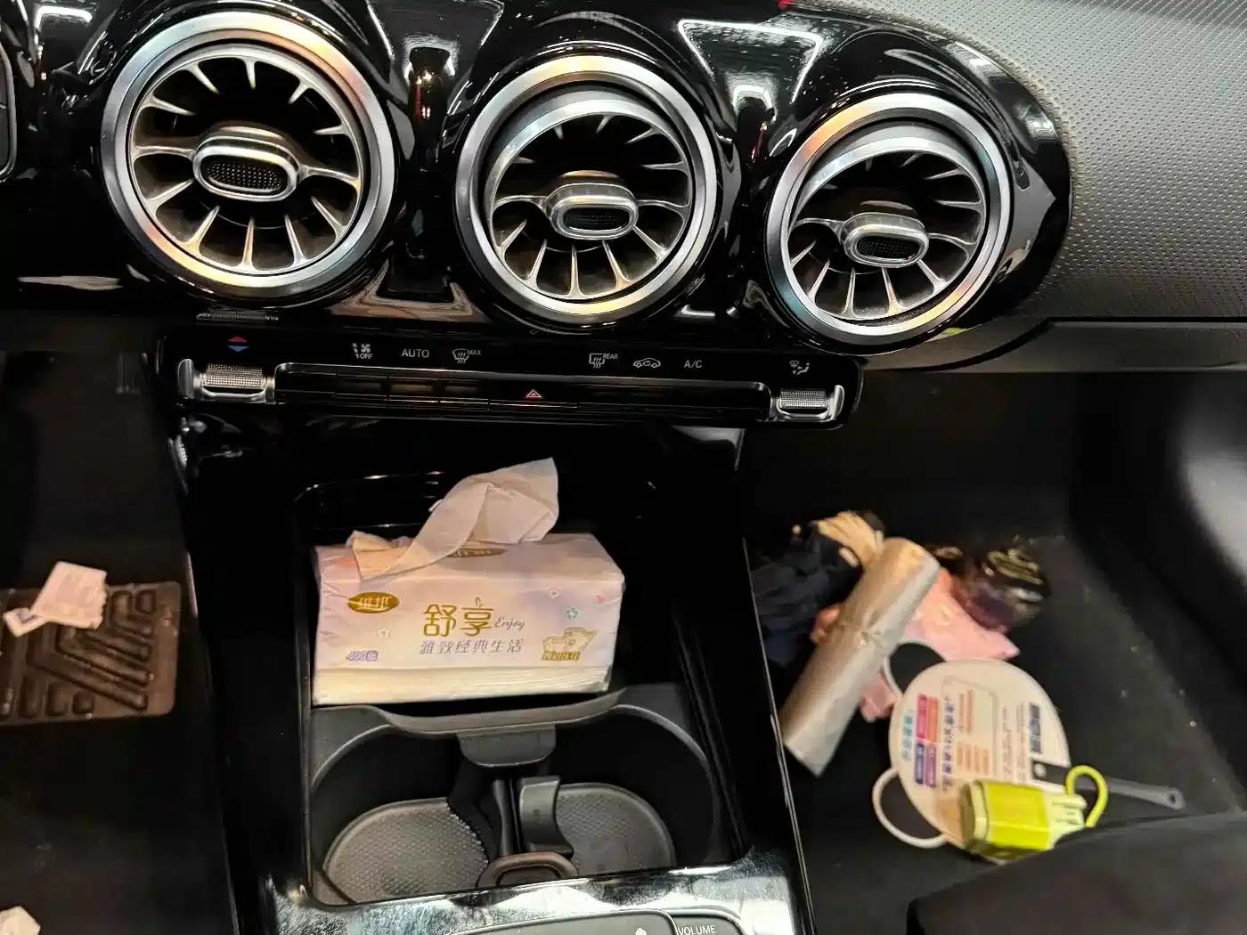 Mercedes-Benz A-Class 2020 Facelift A 200 L Sport Sedan Fashion Model — миниатюра 5