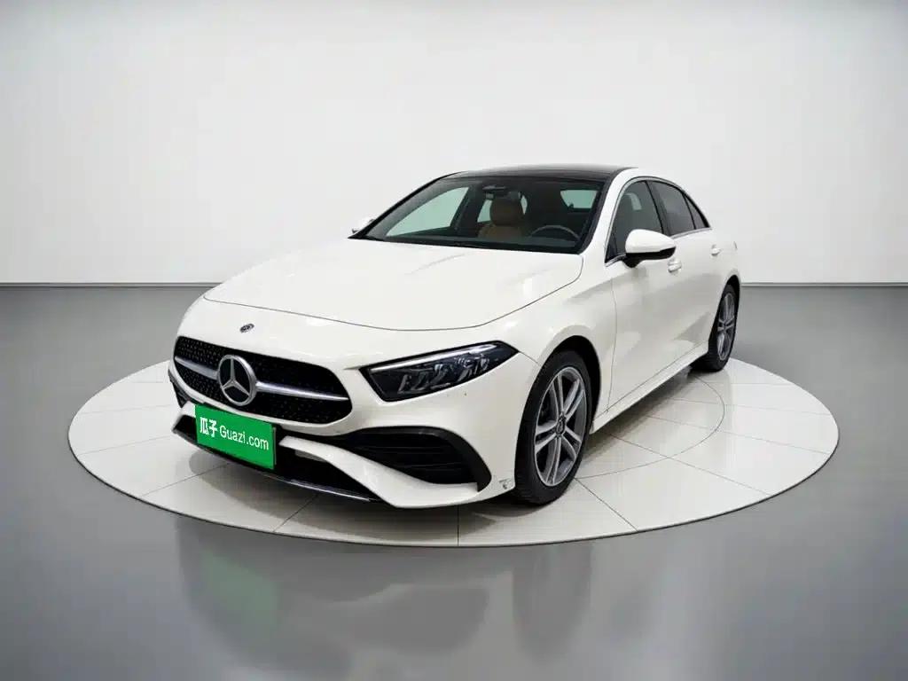2024 Mercedes-Benz A-Class Facelift A 180 L — миниатюра 1