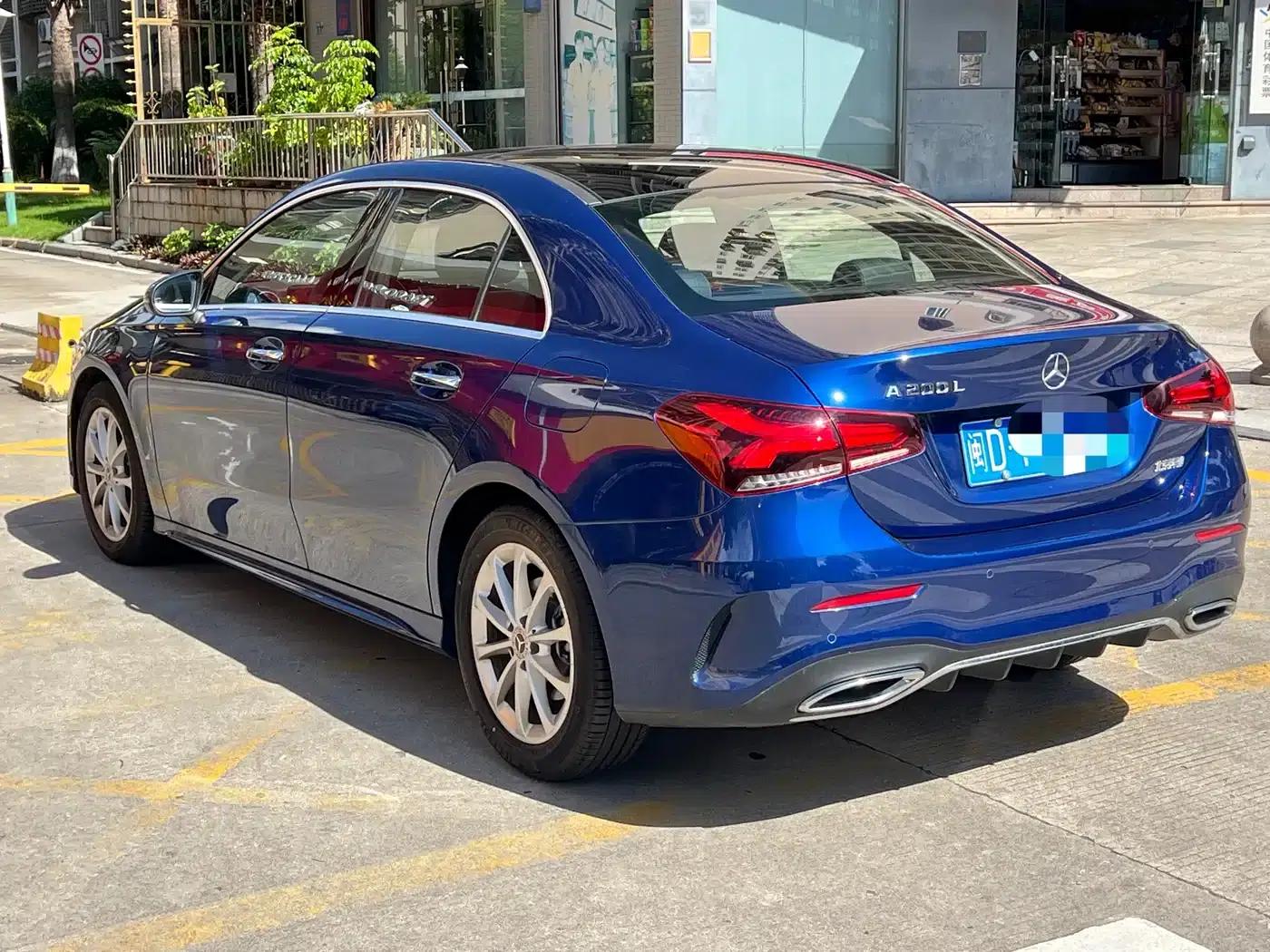 2021 Mercedes-Benz A-Class A 200 L Sport Sedan Dynamic — миниатюра 6