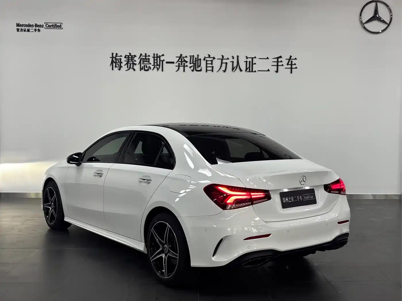 Mercedes-Benz A-Class 2021 A 200 L Sport Sedan Fashion Edition — миниатюра 6