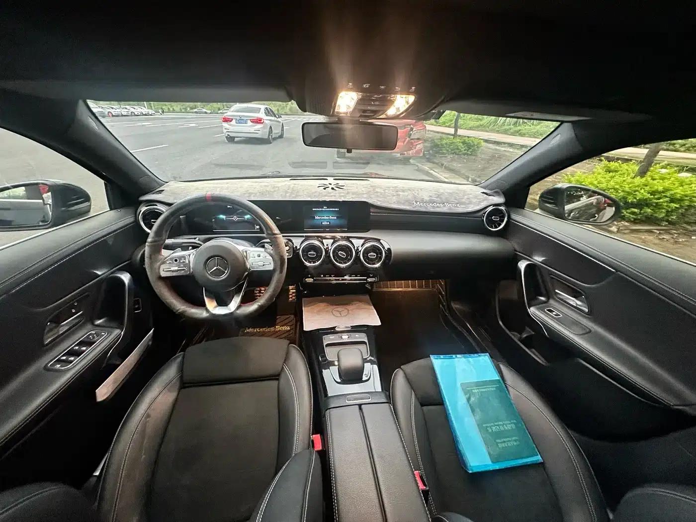 2019 Mercedes-Benz A-Class A 180 L Sport Sedan — миниатюра 9