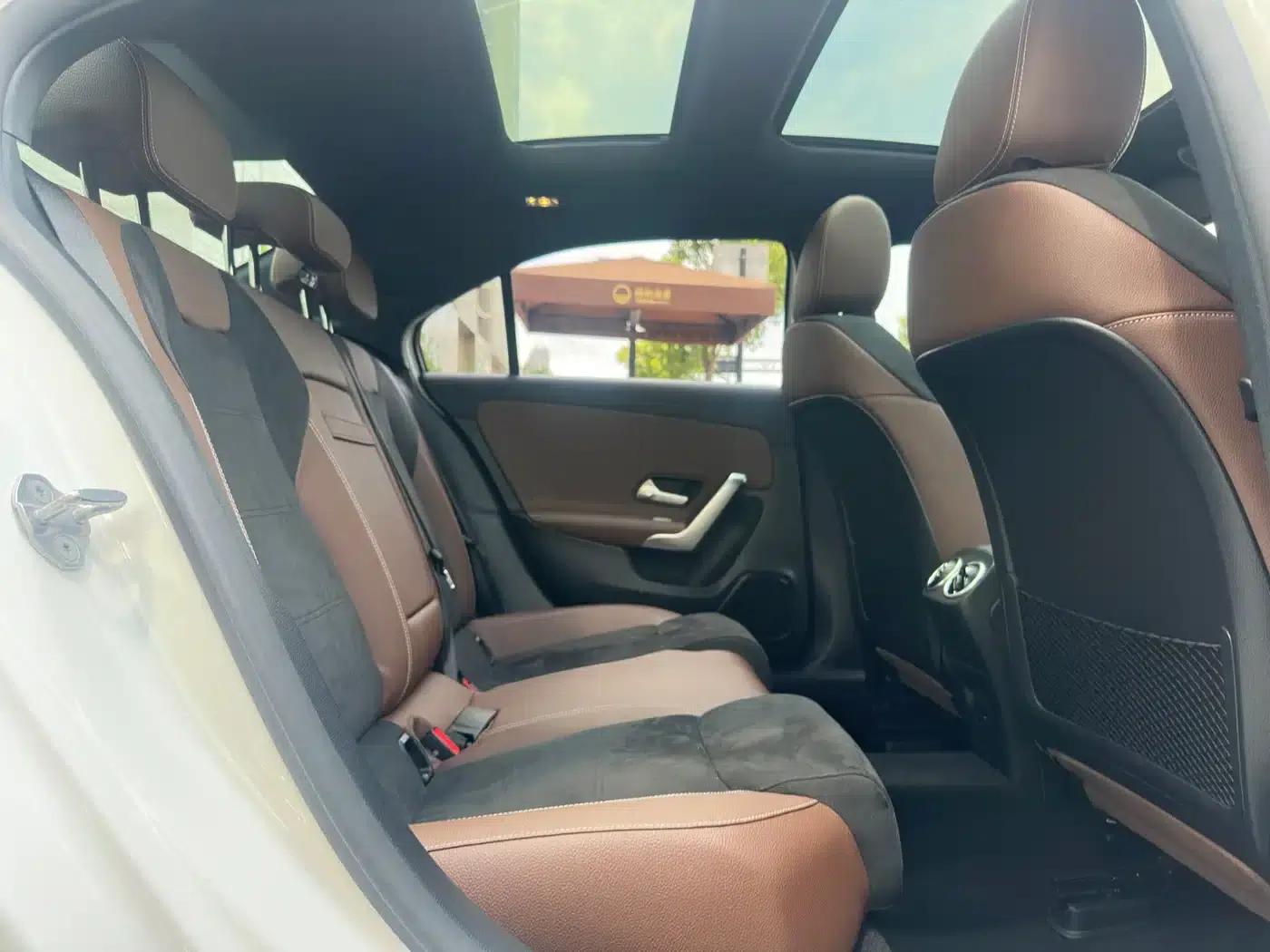 Mercedes-Benz A-Class 2021 A 200 L Sport Sedan Fashion Edition — миниатюра 12