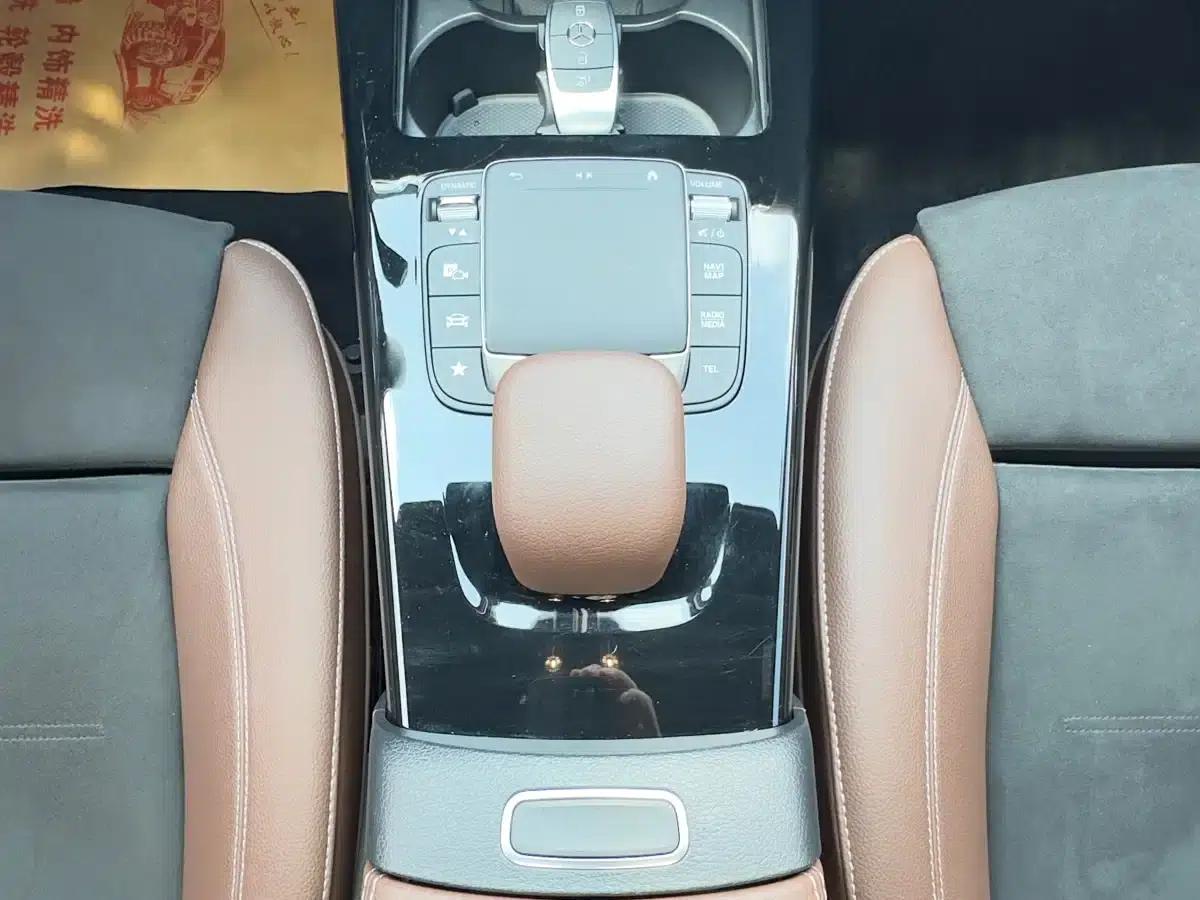 Mercedes-Benz A-Class 2021 A 200 L Sport Sedan Fashion Edition — миниатюра 16